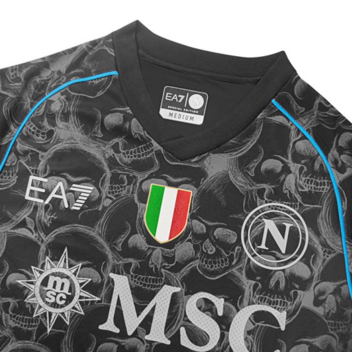 Ufficiale - Il Napoli presenta la maglia di Halloween ispirata al Cimitero  delle Fontanelle