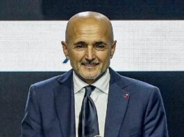 Spalletti: "La scomparsa di mio fratello grande dolore, i ragazzi seguano l'esempio di Maradona"